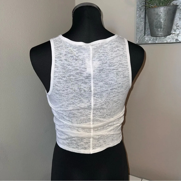 Lululemon Breeze Through Twist Tank Size 2 - Picture 4 of 7